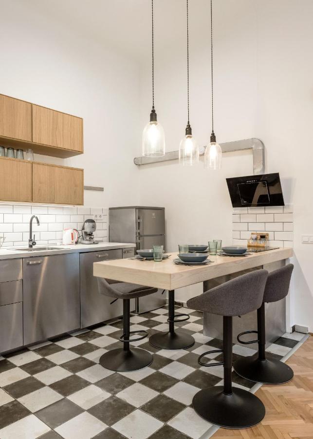 Industrial Fantasy Apartment 부다페스트 외부 사진